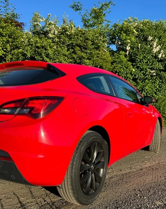 Opel Astra cena 33500 przebieg: 153289, rok produkcji 2012 z Przemyśl małe 254